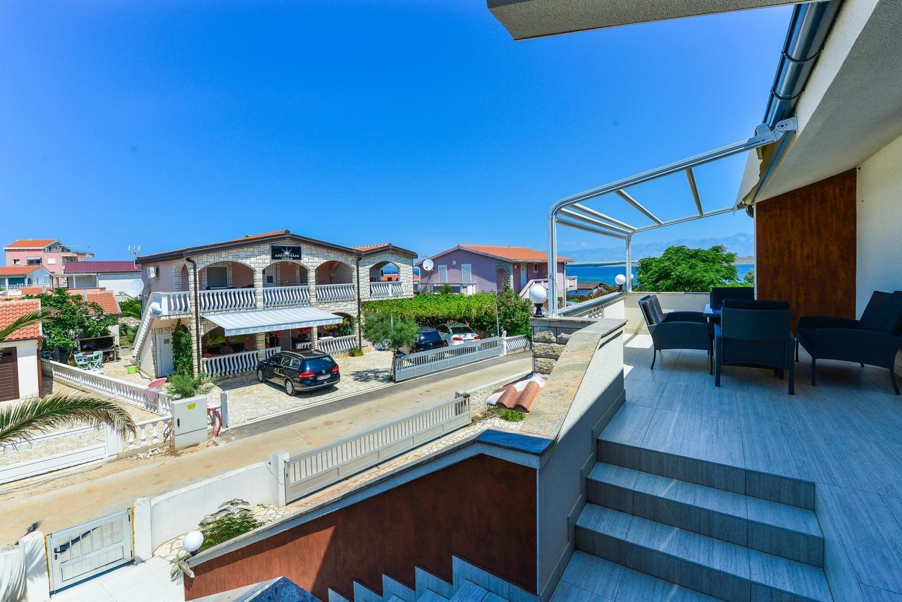 Apartments Lucica Vir Exterior photo